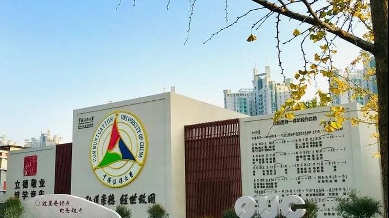 如何挑选上海VI设计公司：关键因素与避坑指南